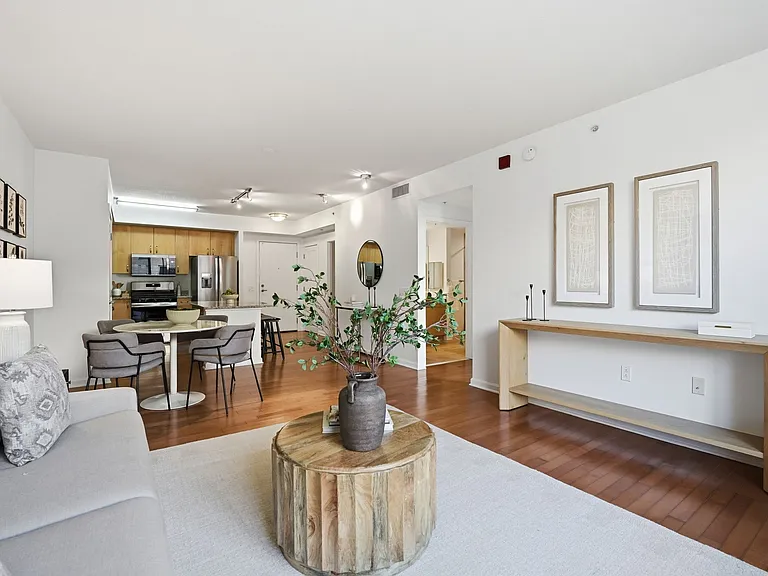 440 L St NW #809 — Photo 10