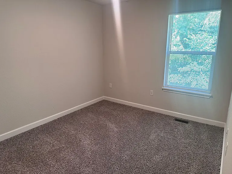 1417 NE Mary Ct — Photo 17