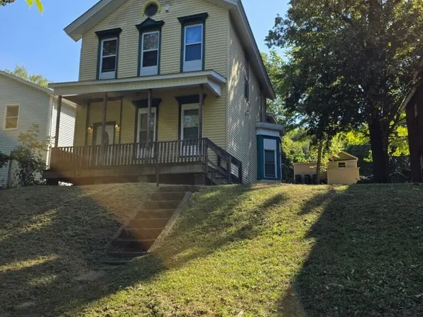 6 W Sunnyside Way, Troy, NY 12180