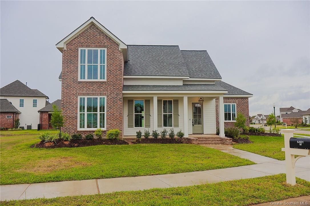 6401 White Oleander Cir W