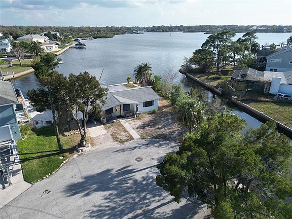 2nd image of 8402 Damen Ln