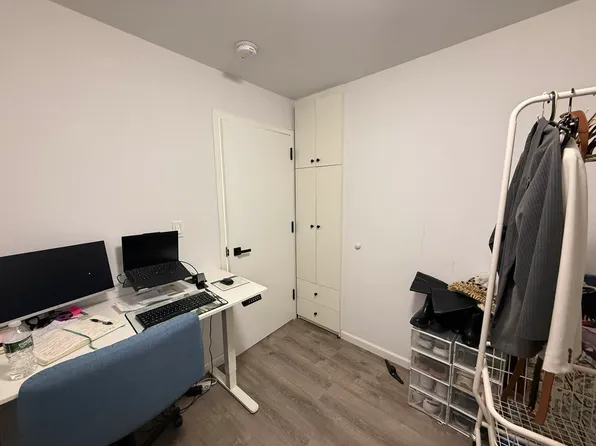 541 46th Street image 6 of 9