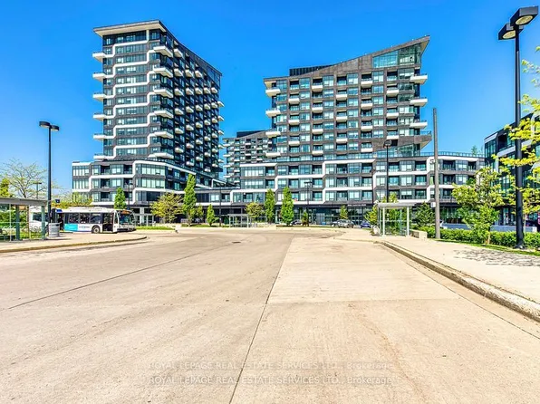 2485 Taunton Rd #516, Oakville, ON L6H 0L3