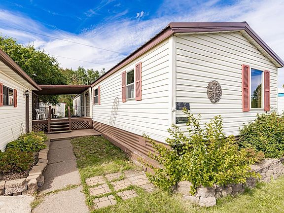 3rd image of 25 Arbutus Dr