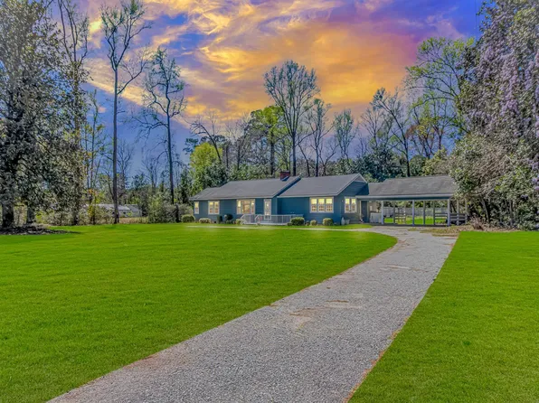 1210 S Main St., Mullins, SC 29574