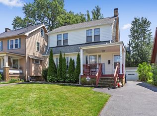 3276 Tullamore Rd, Cleveland Heights, OH 44118