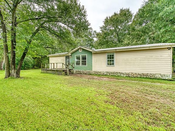 3rd image of 7521 Sandy Creek Dr