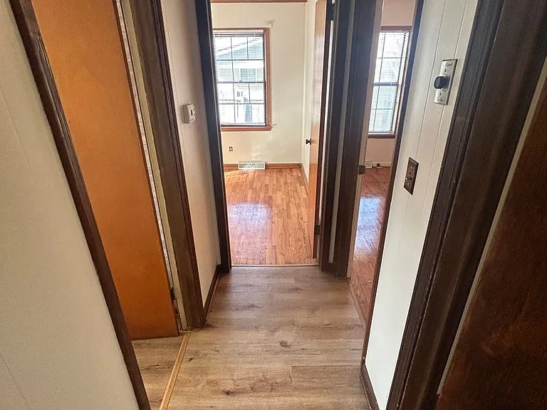 4 Van Tassel Dr SE — Photo 13