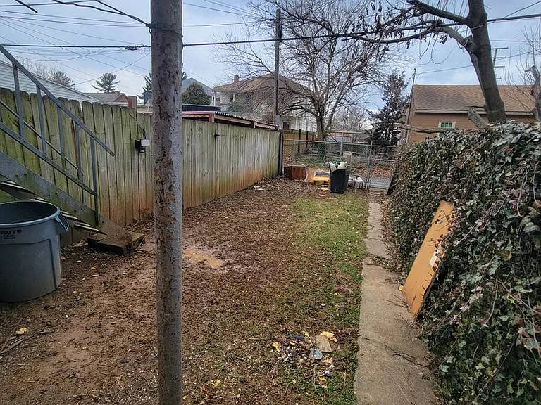 562 Atlantic Ave — Photo 9