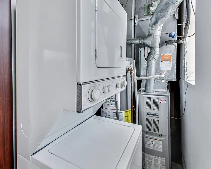 1701 N Sheffield Ave #201 — Photo 14