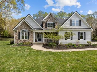 170 Meadow Glen Dr, Wake Forest, NC 27587