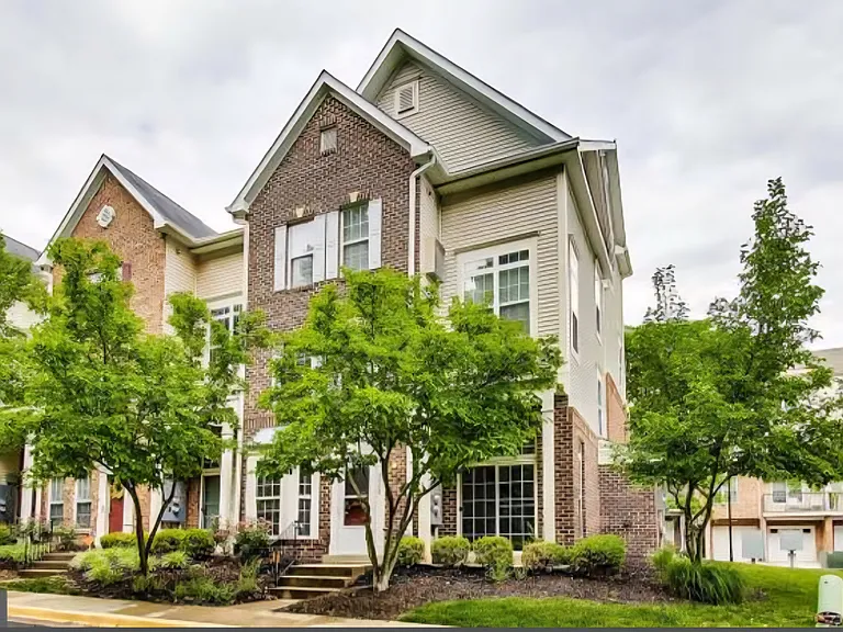 9908 Spanish Oak Way #73 — Photo 3