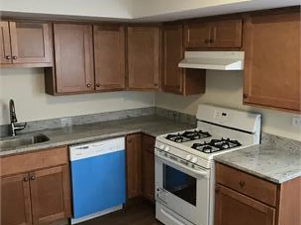 6304 West Bloomingdale, 6304 W Bloomingdale Ave APT 1W, Chicago, IL 60639