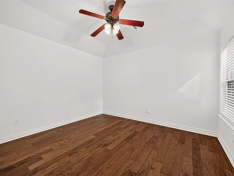 18 Petal Park Pl — Photo 31