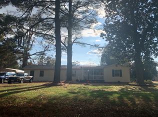 717 Moore Farm Ln, Suffolk, VA 23434