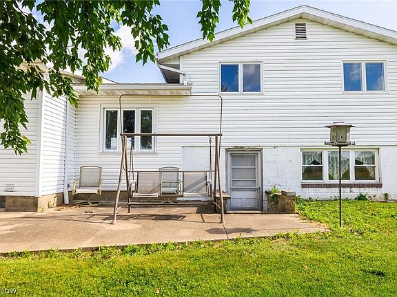 4th image of 5852 W Old Lincoln Way