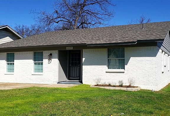 2nd image of 1009 Glen Garden Dr