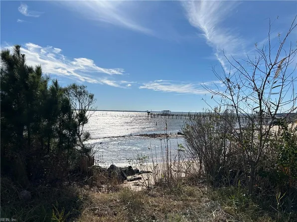 51 Ac Jenkins Neck Rd, Gloucester, VA 23061