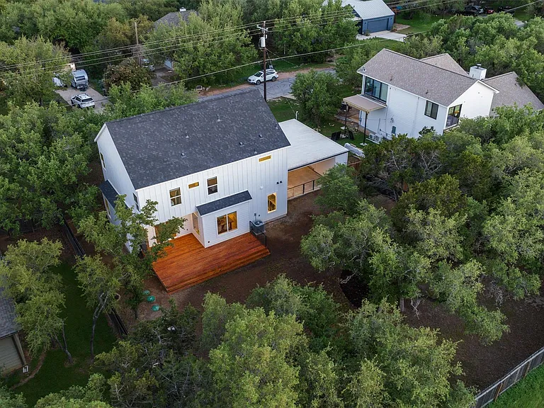 22218 Briarcliff Dr — Photo 38