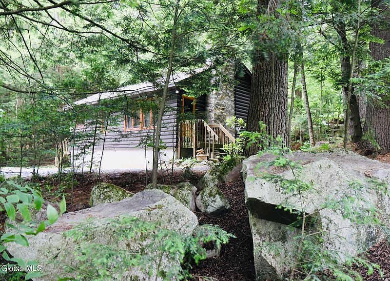 2nd image of 87 Clarkson Road