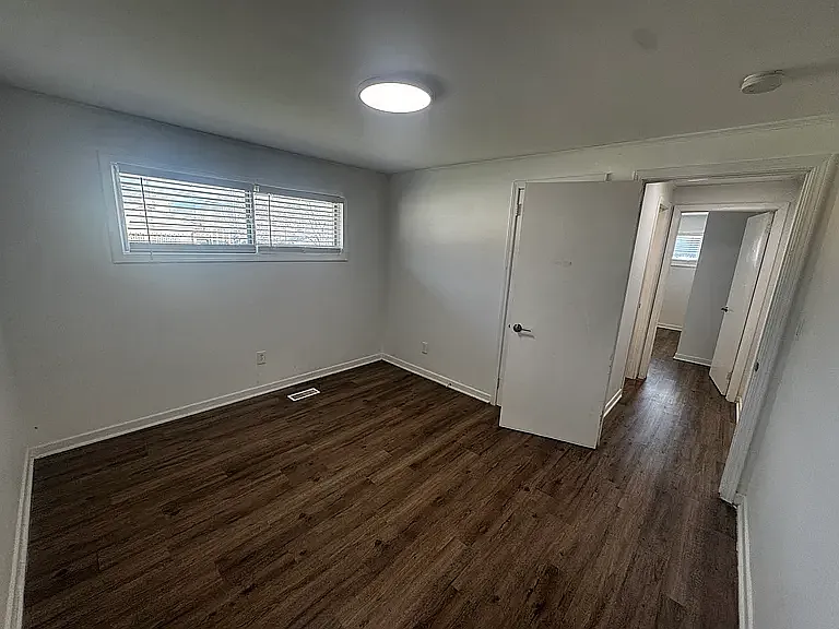 53 Montis Dr — Photo 9