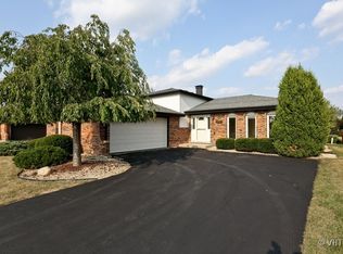 19241 Ada St, Lansing, IL 60438