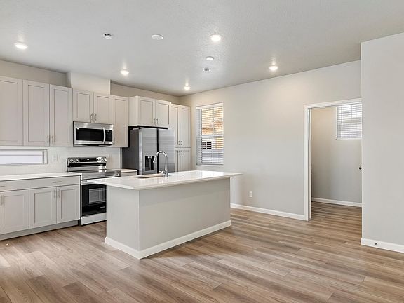 7th image of this home