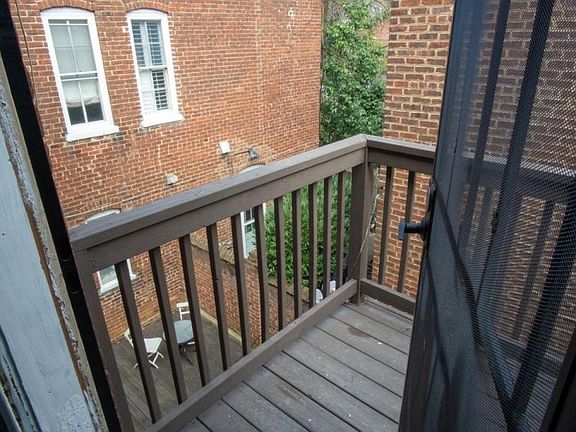2nd image of 1326 Floyd Ave APT 4