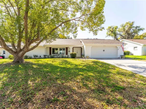 8210 Valley Stream Ln, Hudson, FL 34667