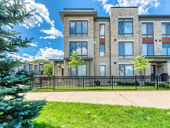 2nd image of 2481 Badger Cres #1