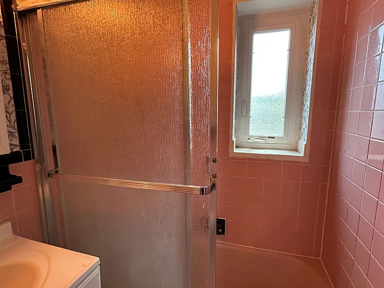 572 Whitney Ave #33E — Photo 9