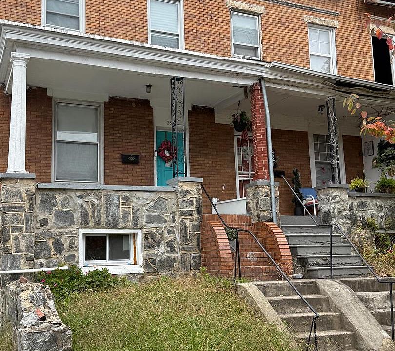 2nd image of 2602 Aisquith St