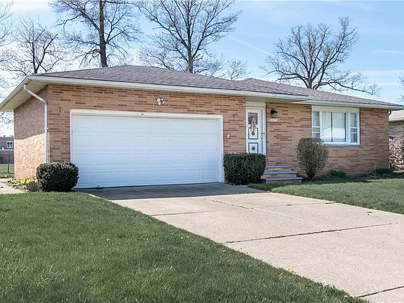 2nd image of 34230 Glen Dr