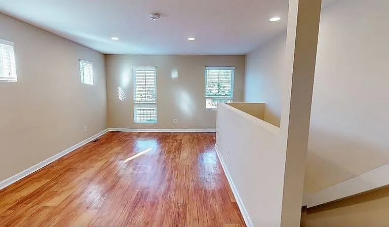 3600 Table Mesa Dr — Photo 3