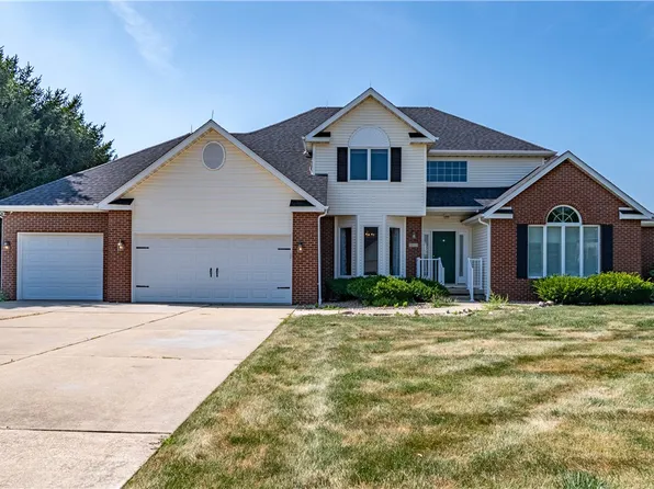 1117 Wedgewood Ct, Decatur, IL 62526
