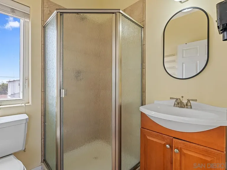 3776 Mactibby St — Photo 49