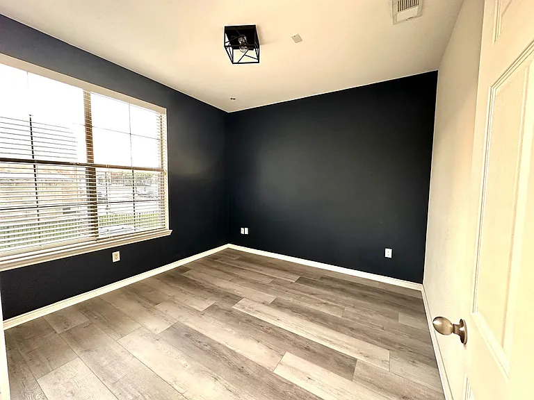 2002 Azure Pointe — Photo 24