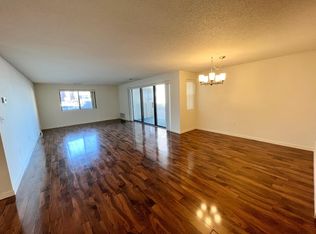 295 Lynn Shore Dr APT 105, Lynn, MA 01902