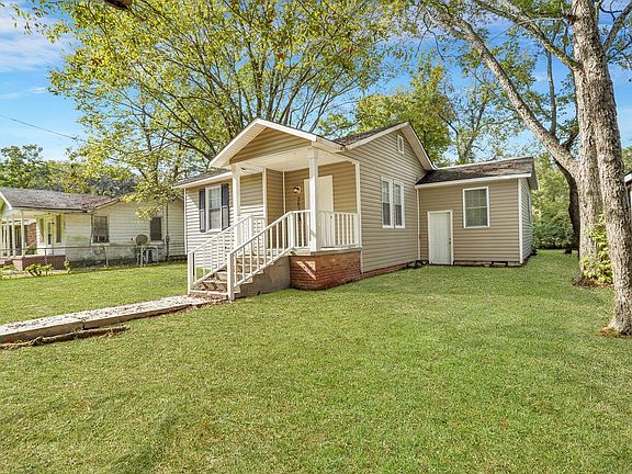 3rd image of 2674 Houston St