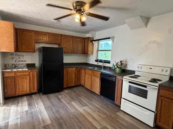 3664 Crosby Dr, Lexington, KY 40517