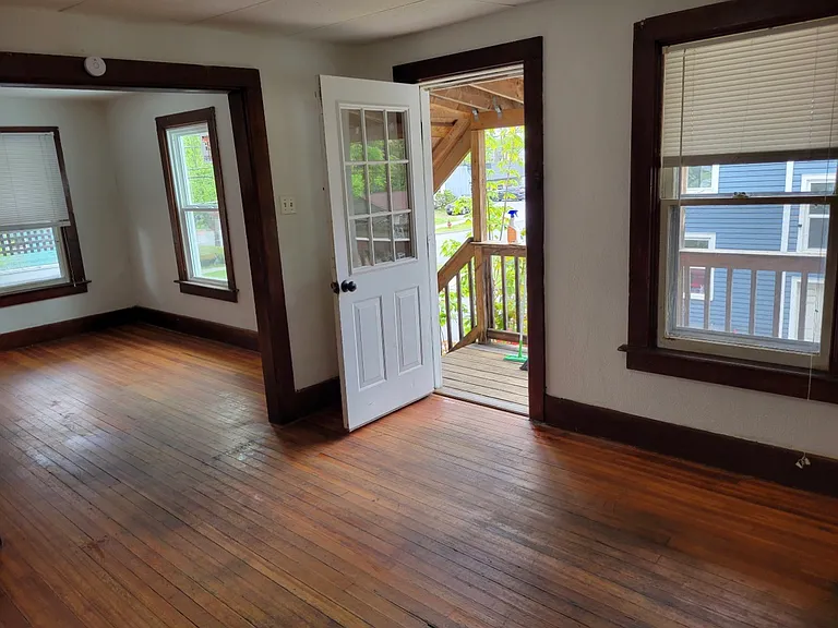 267 Broadway #B — Photo 1