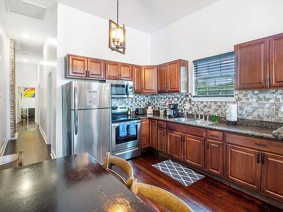 4th image of 539-41 S Miro St