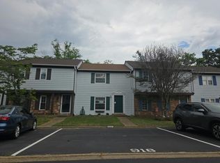 918 Seabreeze Ct, Chesapeake, VA 23320