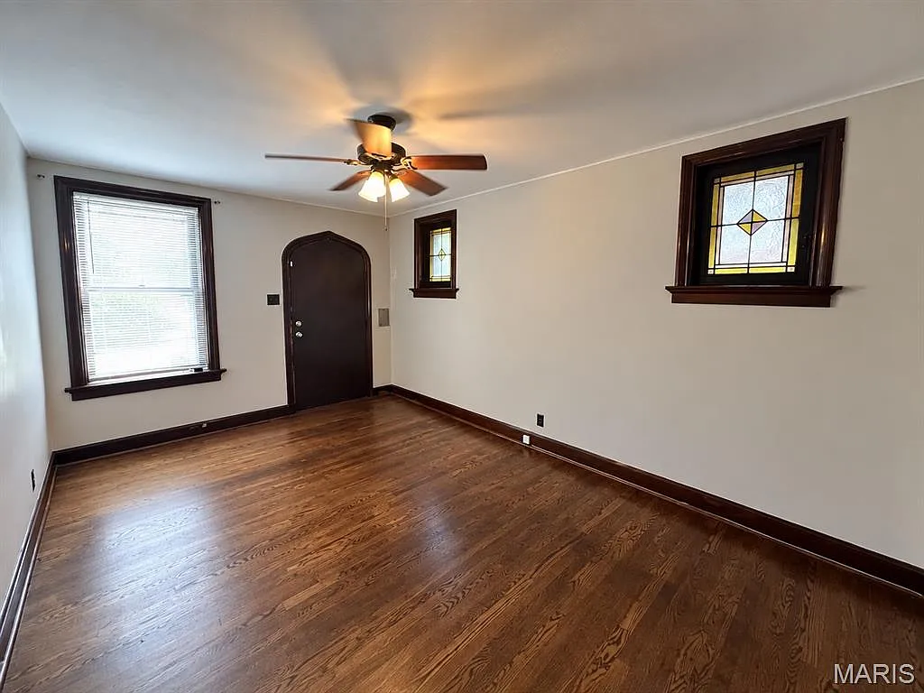 2 bed, 1.0 bath, 1008 sqft, $1,550 — Photo 3
