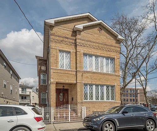 24 Elm Rd #1 Photo 1