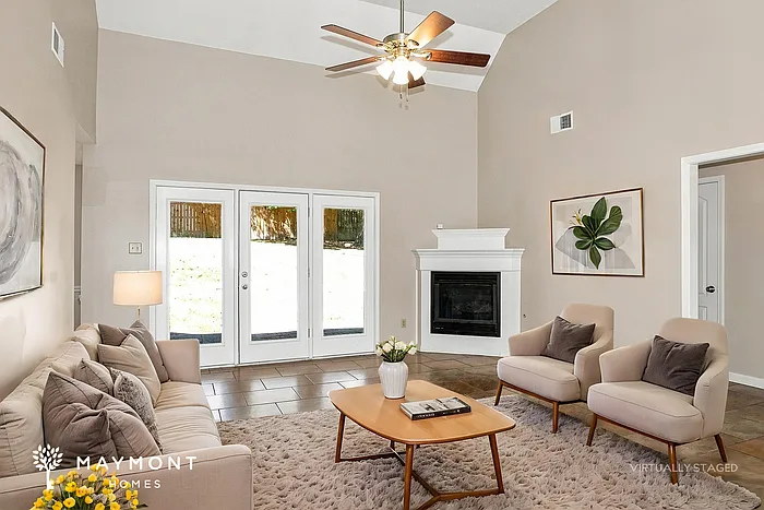 3 bed, 2.0 bath, 1750 sqft, $2,195 — Photo 4