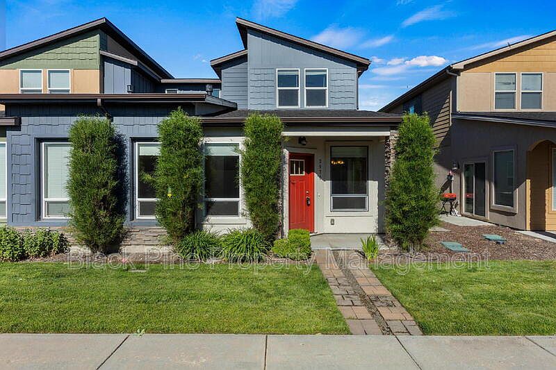 1st image of 2970 N Villere Ln
