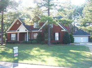 315 Idle Pines Dr, Perry, GA 31069