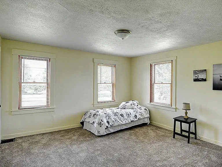 9556 Kenrick Rd — Photo 27