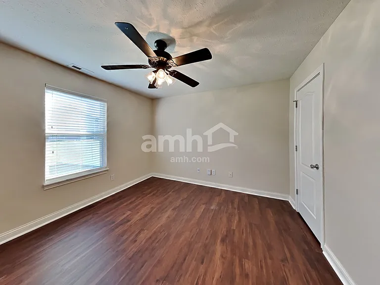 681 Bridgebend Run — Photo 18